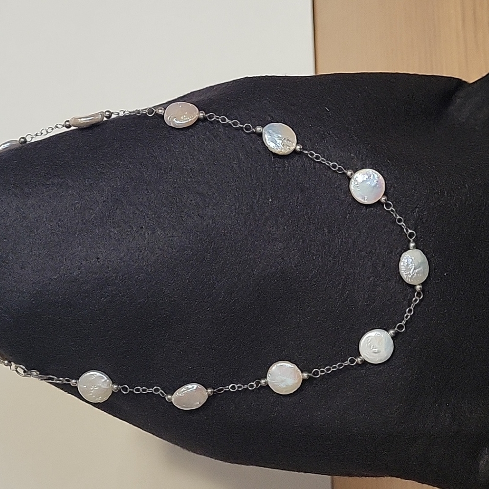 New Freshwater Opalescent Coin Shaped Cultured Pearl Necklace 12mm 18" length